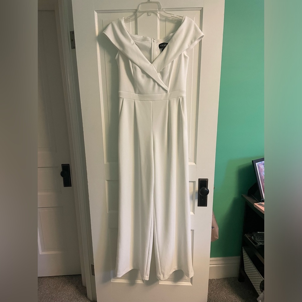 EUC sz 6 Xscape White Jumpsuit